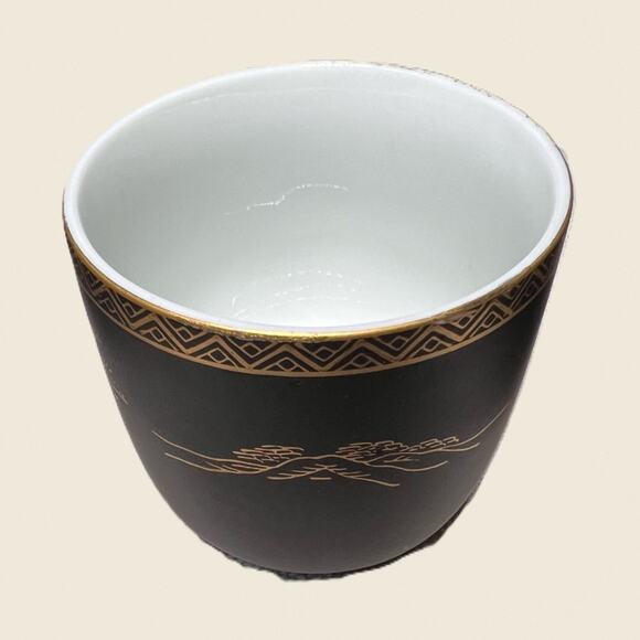Vintage Kutani Black & Gold Yunomi Tea Cups (Set of 5) - Picture 2 of 8